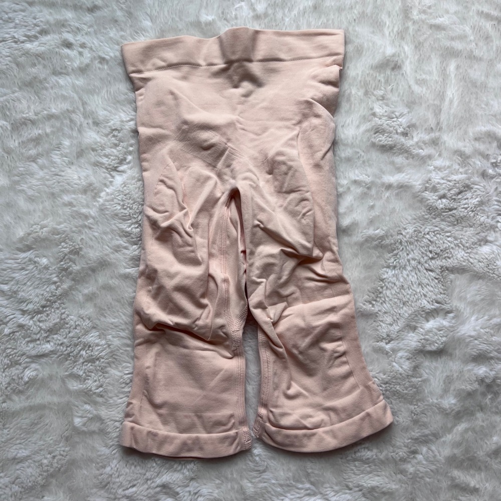 SKIMS‎ Sculpting Short Above The Knee Open Gusset Sand Size XXS/XS SH-AKS-0601